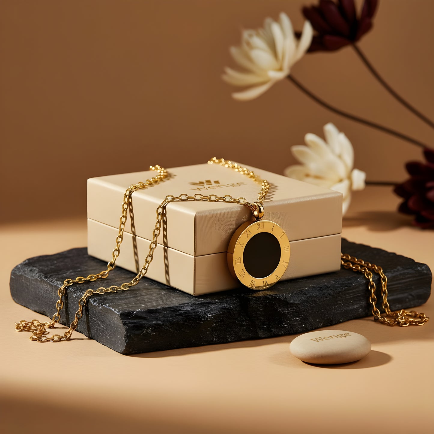 Roman Eclipse Necklace – 18k Gold Plated