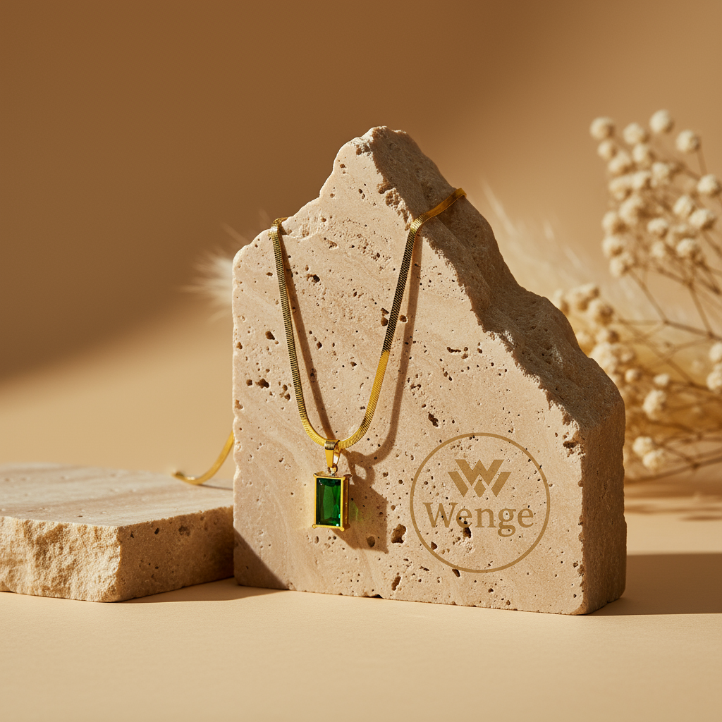 Emerald Luxe Necklace – 18k Gold Plated
