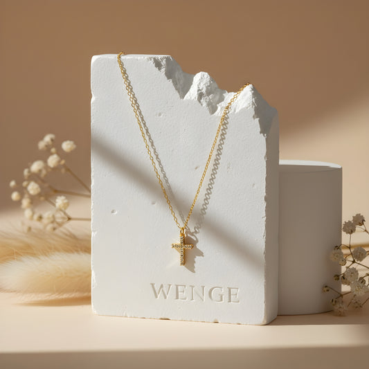 Lustrous Cross Necklace – 18k Gold Plated