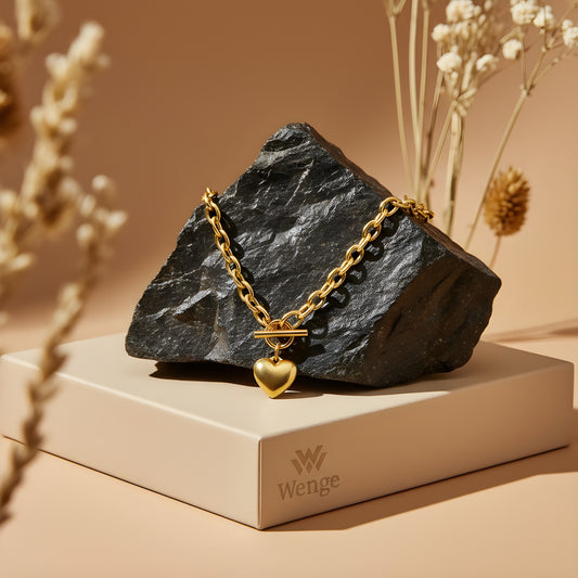 Toggle Heart Necklace – Gold