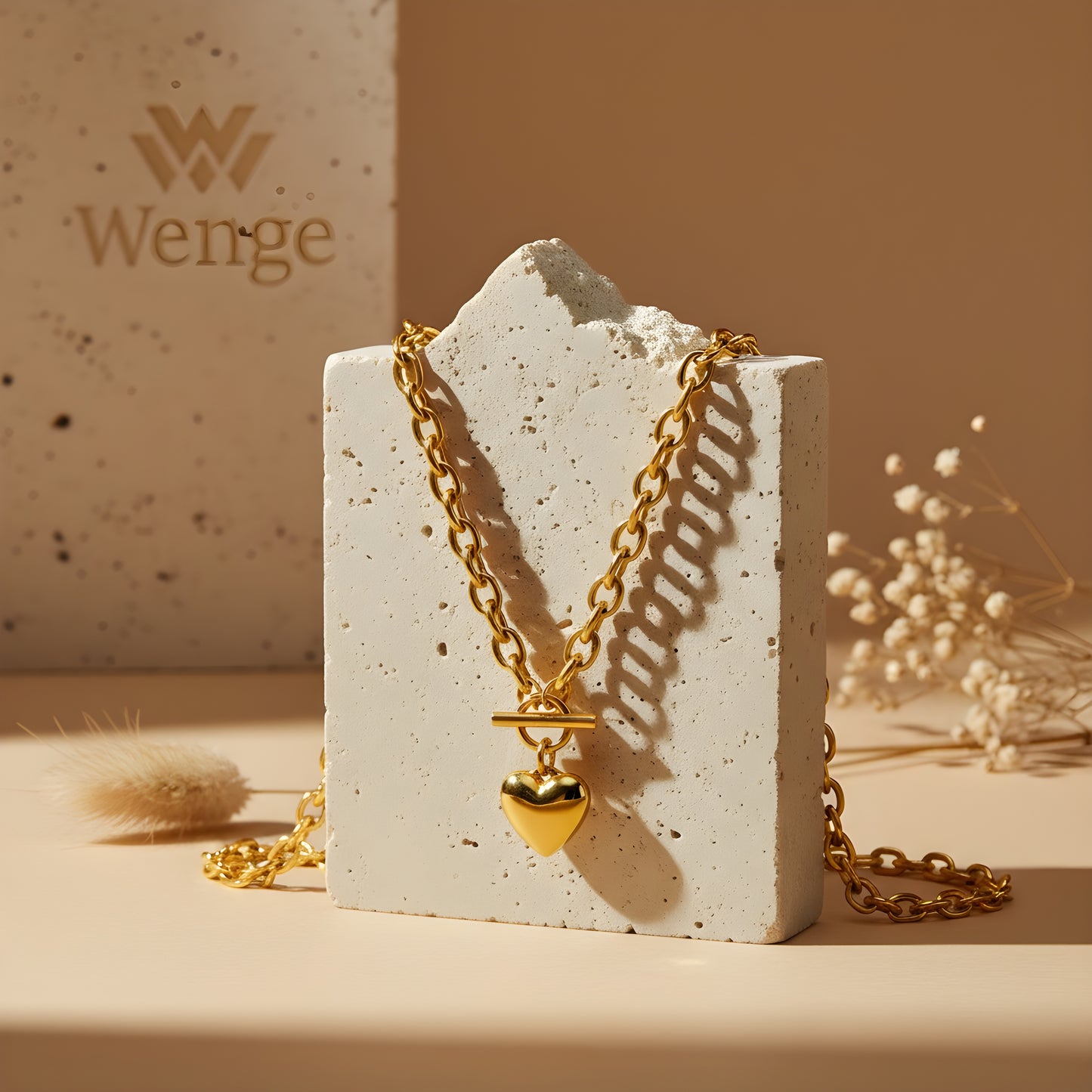 Toggle Heart Necklace – Gold