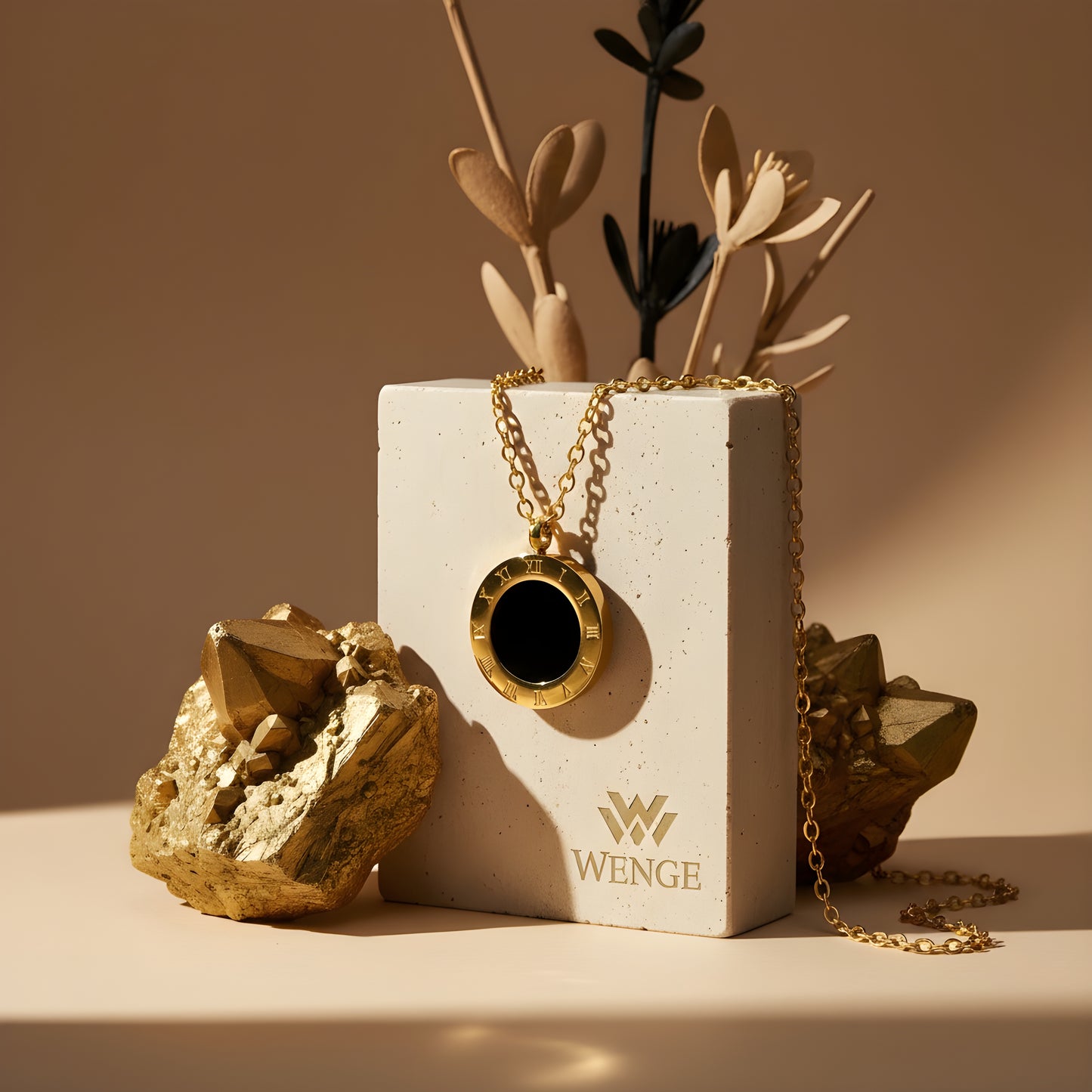 Roman Eclipse Necklace – 18k Gold Plated