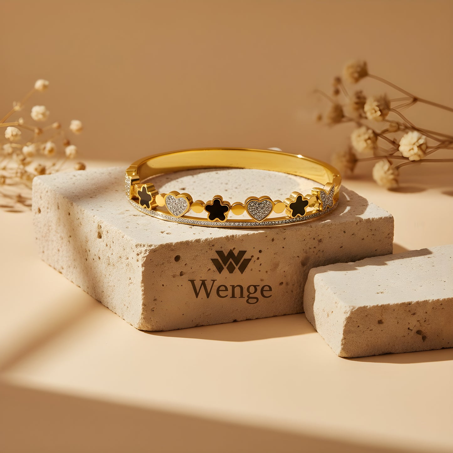 Elegant Band Bracelet – 18k Gold Plated