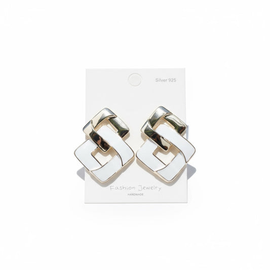 Quadra Link Studs