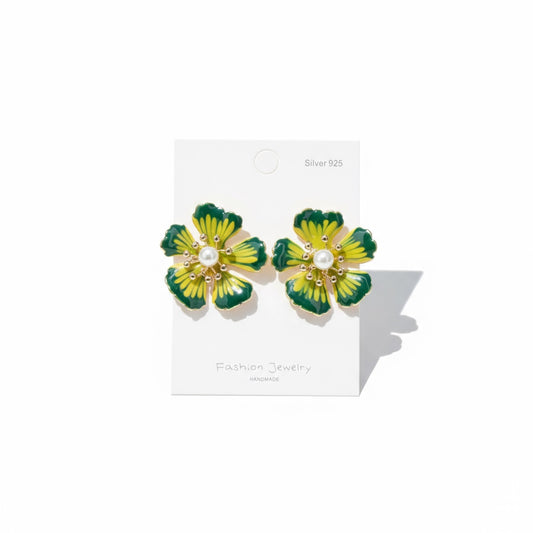 Zinnia Pearl Enamel Studs